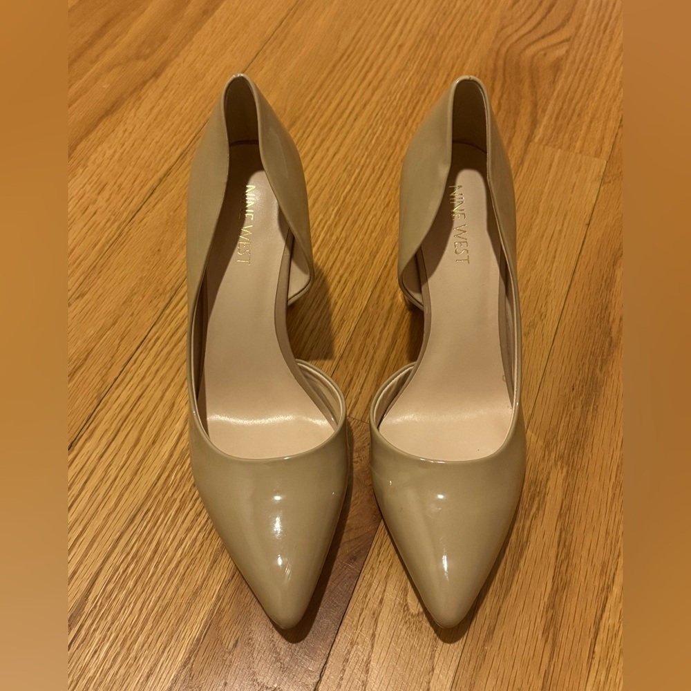 Nine West Tan Patent Heel